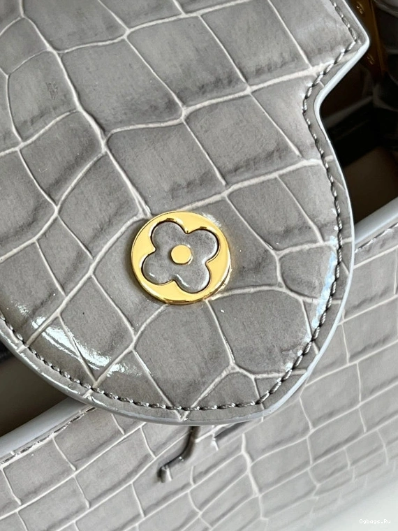 CAPUCINES LOUIS BB VUITTON 0425